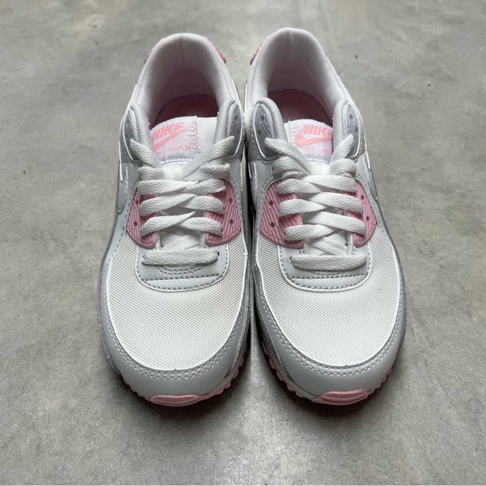 New with box - Wmn’s Nike Air Max 90 White/Sail-Med Sodt Pink - FN7489 100 - Picture 6 of 6